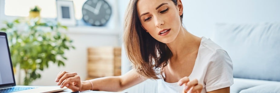 estudante de contabilidade digital