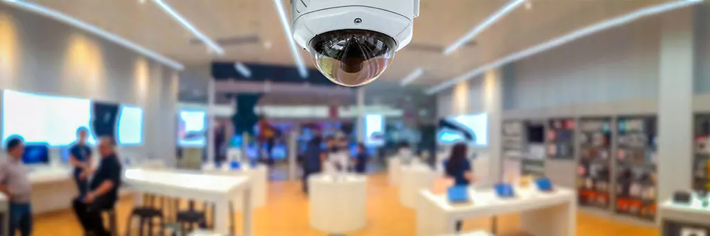 câmera de teto em loja